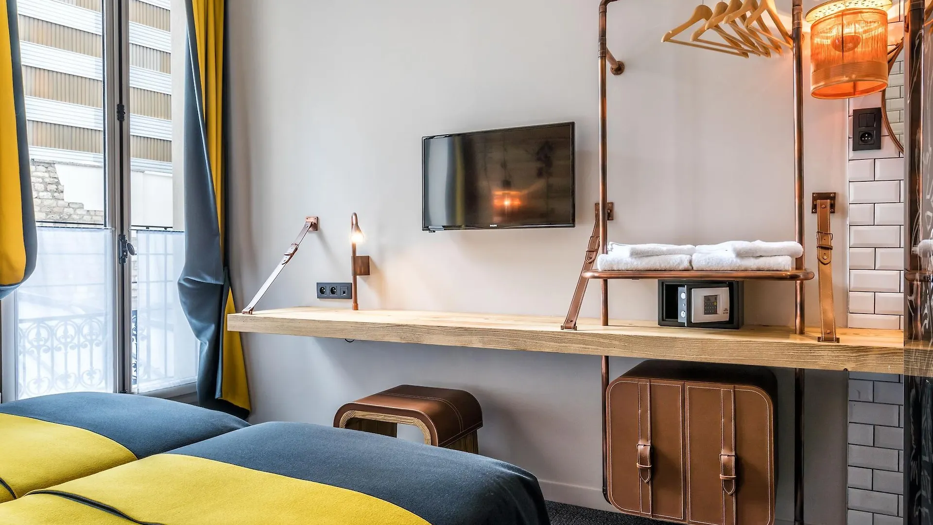 Hotel Restaurant Au Boeuf Couronne Paris