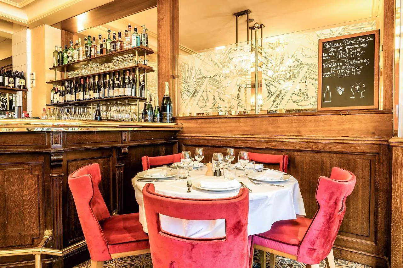 Hotel Restaurant Au Boeuf Couronne Paris 3*,